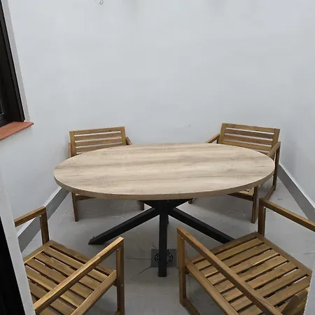 Mucho Trigo B Apartment *